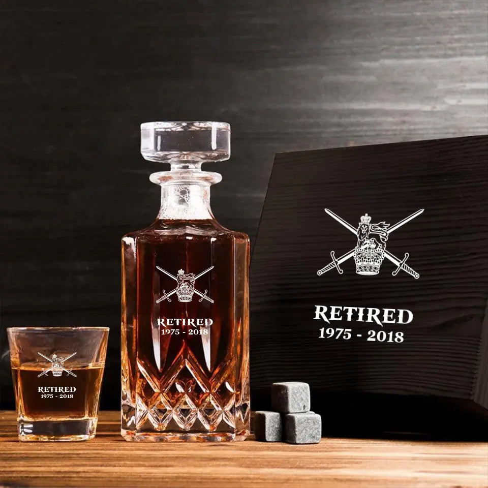 Personalized UK Army Logo Retired Canadian Veteran Custom Time Decanter Set with Glasses Printed QTHN241115
