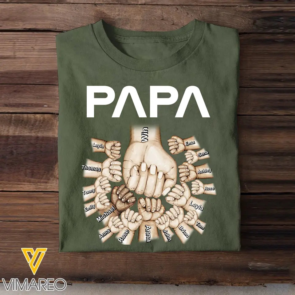 Personalized Papa Hands & Kid Names Best Gift For Dad Father's Day Gift T-shirt Printed HN241162