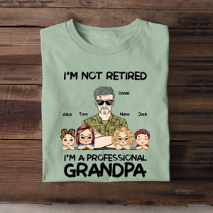 Personalized I'm Not Retired I'm A Professional Grandpa Daddy Custom Kid Names Australian Veteran T-shirt Printed VQ241274