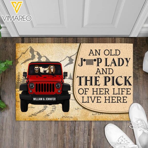 PERSONALIZED AN OLD JEEP LADY AND THE PICK OF HER LIFE LIVE HERE DOORMAT QTDT2911