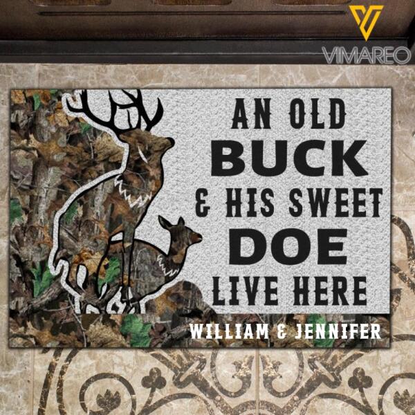 Personalized An Old Buck & His Sweet Doe Live Here Doormat Printed NOV-MQ30