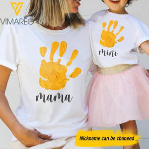 PERSONALIZED GRANDMA HAND WOMEN OR KID'S TSHIRT QTDT2303