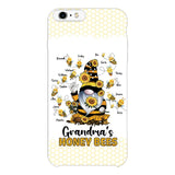 PERSONALIZED GRANDMA'S HONEY BEE WITH KID NAME PHONECASE QTTN3003