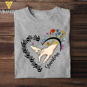 PERSONALIZED GRANDMA WITH KID NAME HEART FLOWER TSHIRT QTDT2304