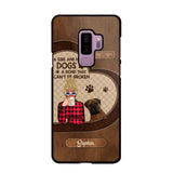 Personalized A Girl And Her Dogs A Bond That Can't Be Broken Phone Case Printed 22AUG-HY31