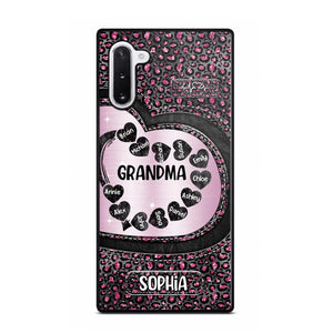 Personalized Grandma Nana Auntie Mom Heart & Kid's Name Phonecase Printed QTHQ2003