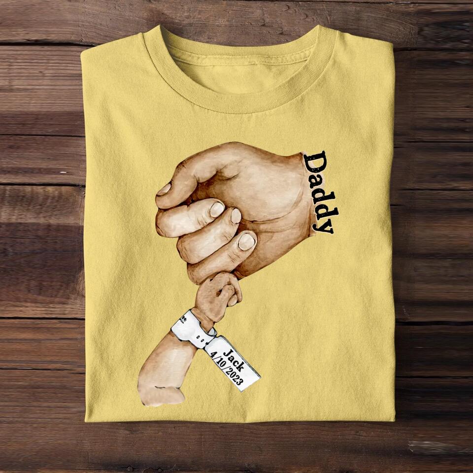 Personalized Best Gift For A New Dad or Grandpa Hand Tshirt Printed QTHQ1204