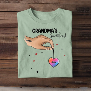 Personalized Grandma's Sweetheart Hand & Kid Name T-shirt Printed QTPN1804