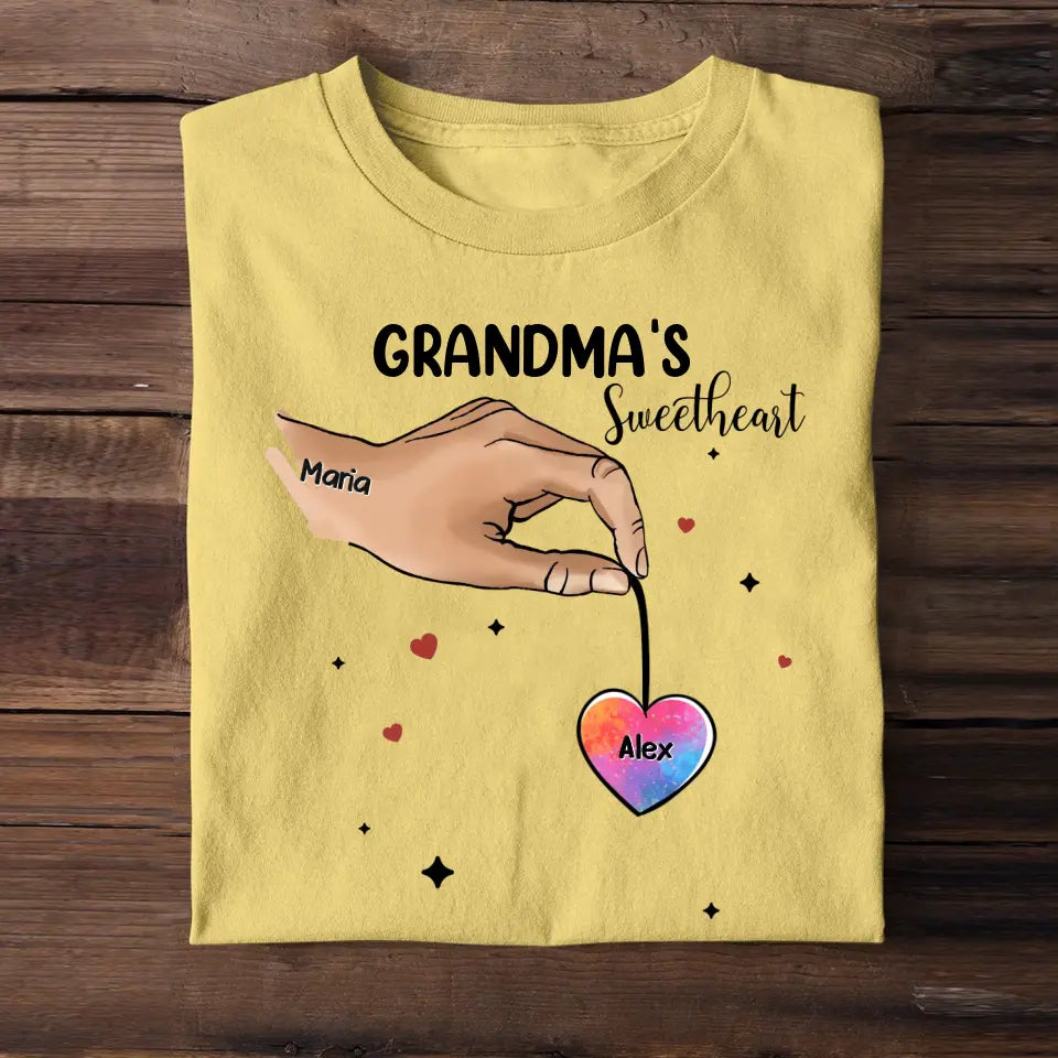 Personalized Grandma's Sweetheart Hand & Kid Name T-shirt Printed QTPN1804