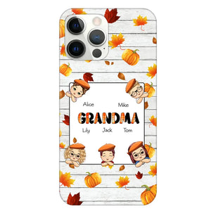 Personalized Fall Season Pumpkin Autumn Grandma with Kid Name Gift For Grandma Phonecase PNDT0707