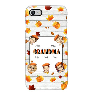 Personalized Fall Season Pumpkin Autumn Grandma with Kid Name Gift For Grandma Phonecase PNDT0707