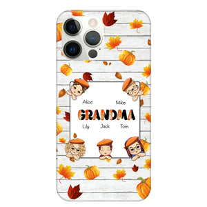 Personalized Fall Season Pumpkin Autumn Grandma with Kid Name Gift For Grandma Phonecase PNDT0707