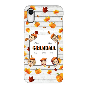 Personalized Fall Season Pumpkin Autumn Grandma with Kid Name Gift For Grandma Phonecase PNDT0707